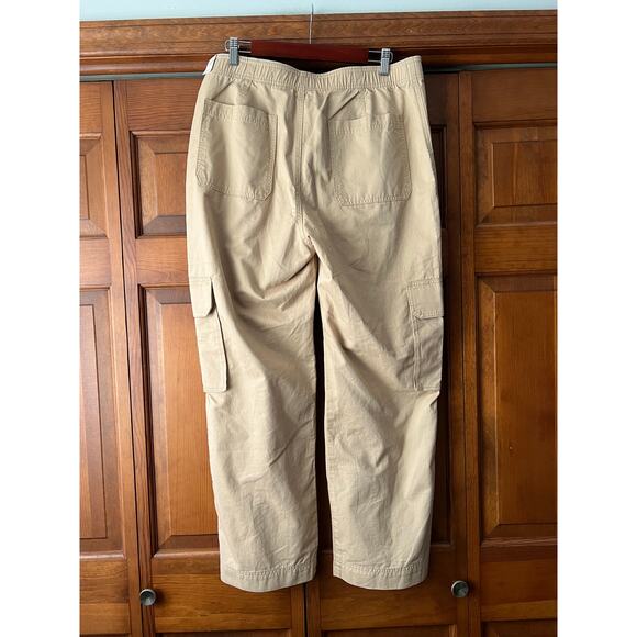 NWT Abercrombie & Fitch Relaxed Cargo Pants High Rise Straight Pockets Tan SZ 32 - Picture 7 of 13